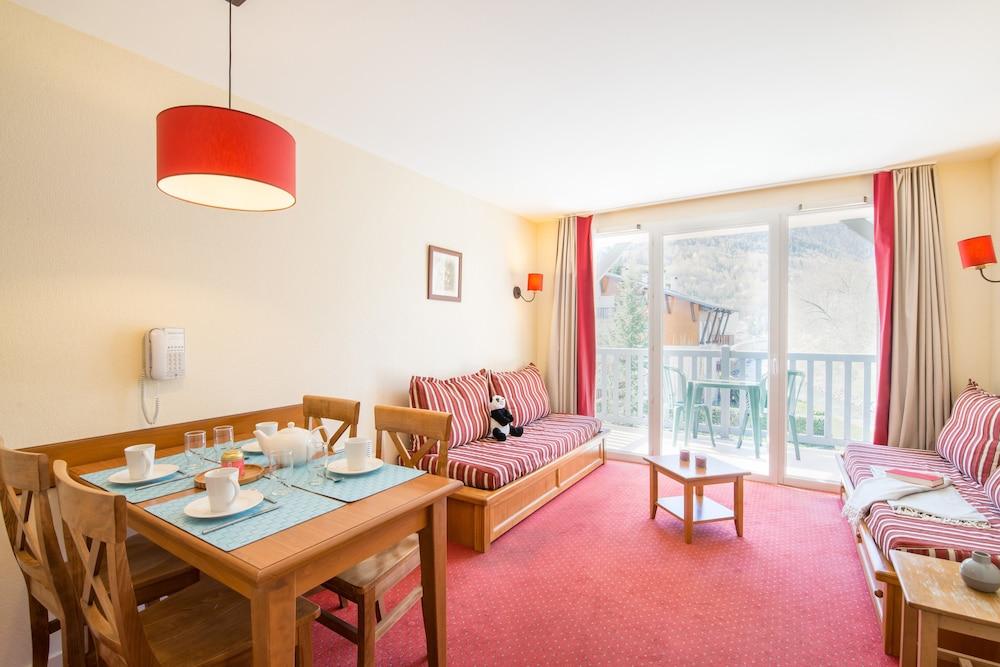 Residence Pierre & Vacances Les Rives De L'Aure Сен-Лари-Сулан Екстериор снимка