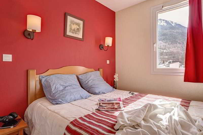 Residence Pierre & Vacances Les Rives De L'Aure Сен-Лари-Сулан Екстериор снимка