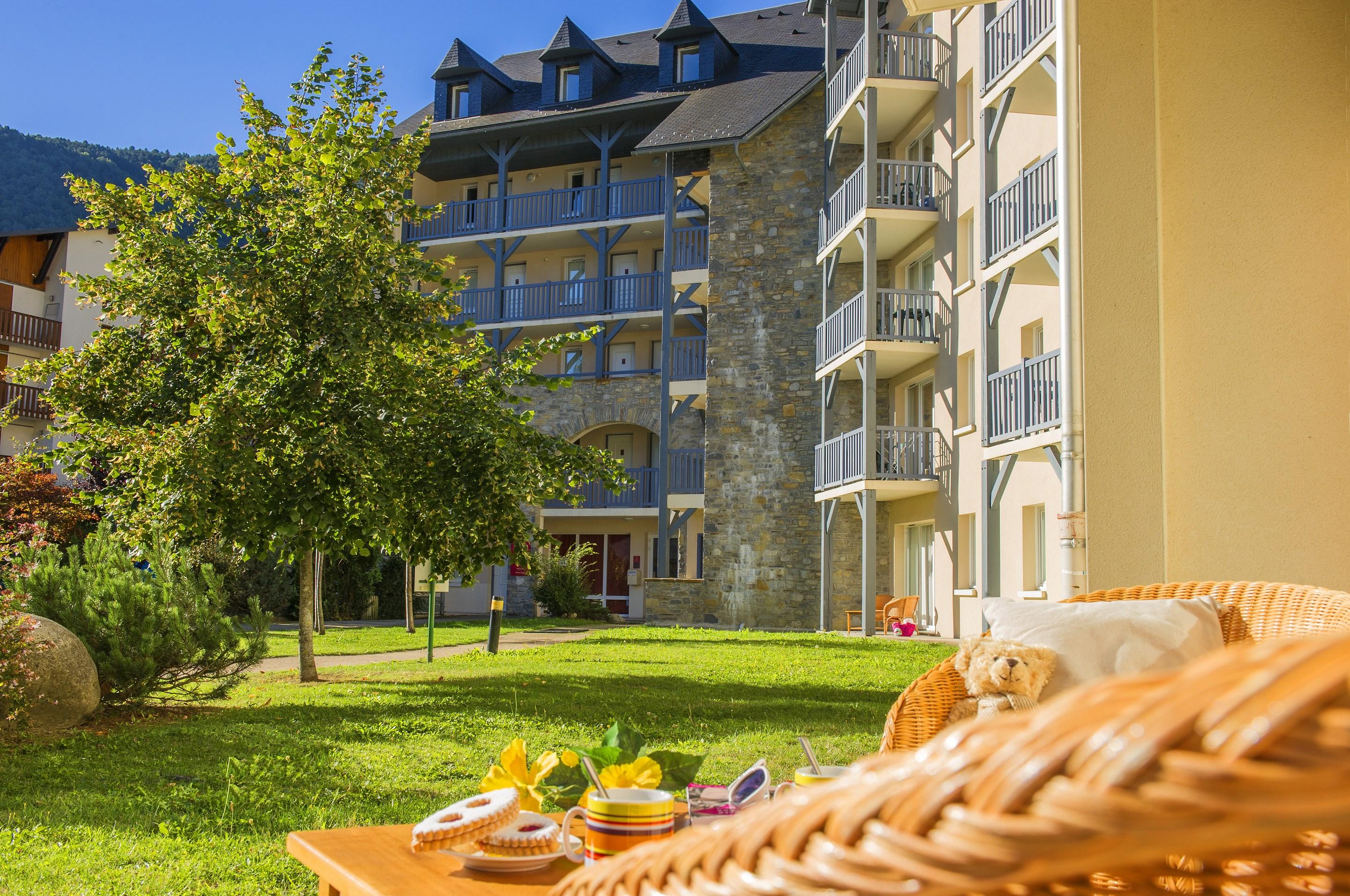 Residence Pierre & Vacances Les Rives De L'Aure Сен-Лари-Сулан Екстериор снимка