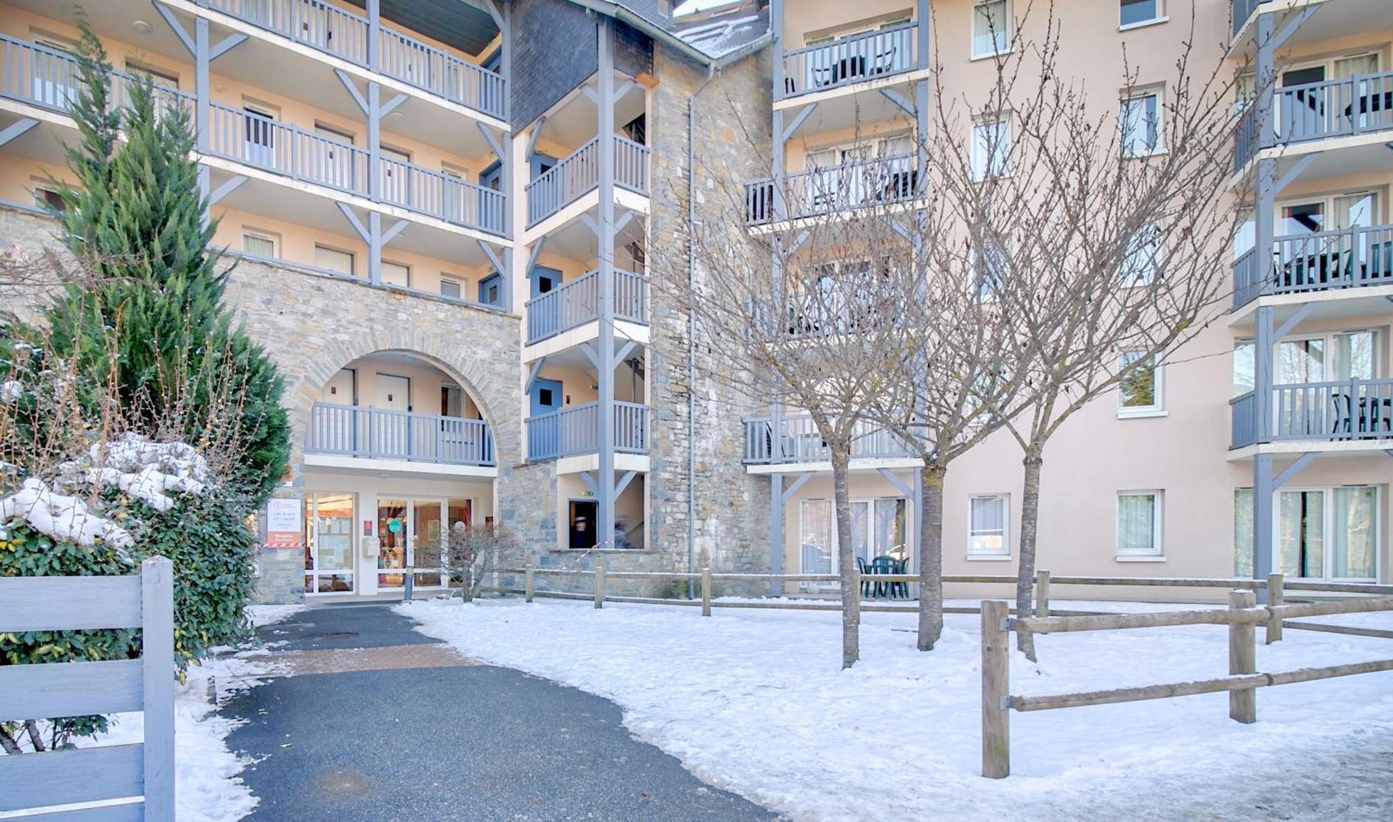 Residence Pierre & Vacances Les Rives De L'Aure Сен-Лари-Сулан Екстериор снимка