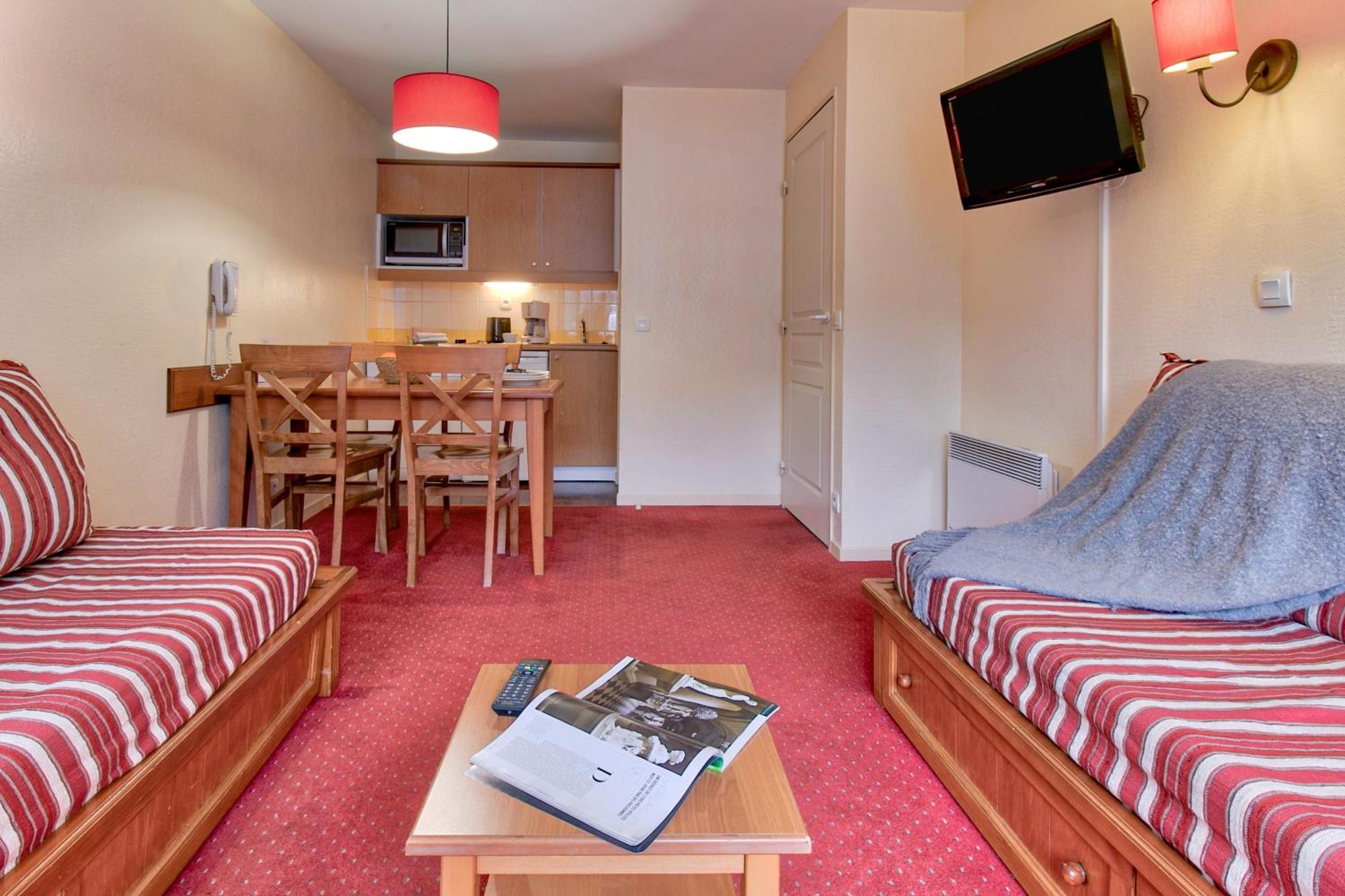 Residence Pierre & Vacances Les Rives De L'Aure Сен-Лари-Сулан Екстериор снимка